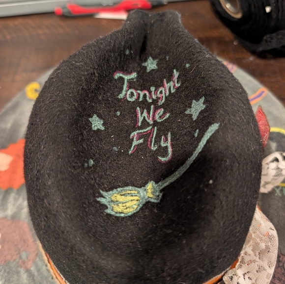 Hocus Pocus Halloween Custom Painted Hat - Picture 4 of 6